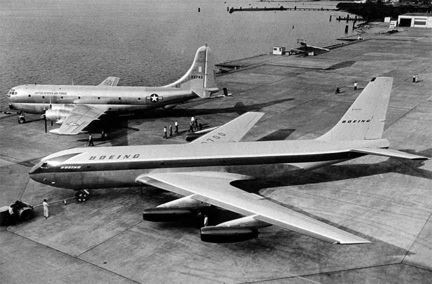 Boeing Unveils the 707