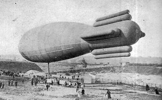 Zeppelins Bomb London